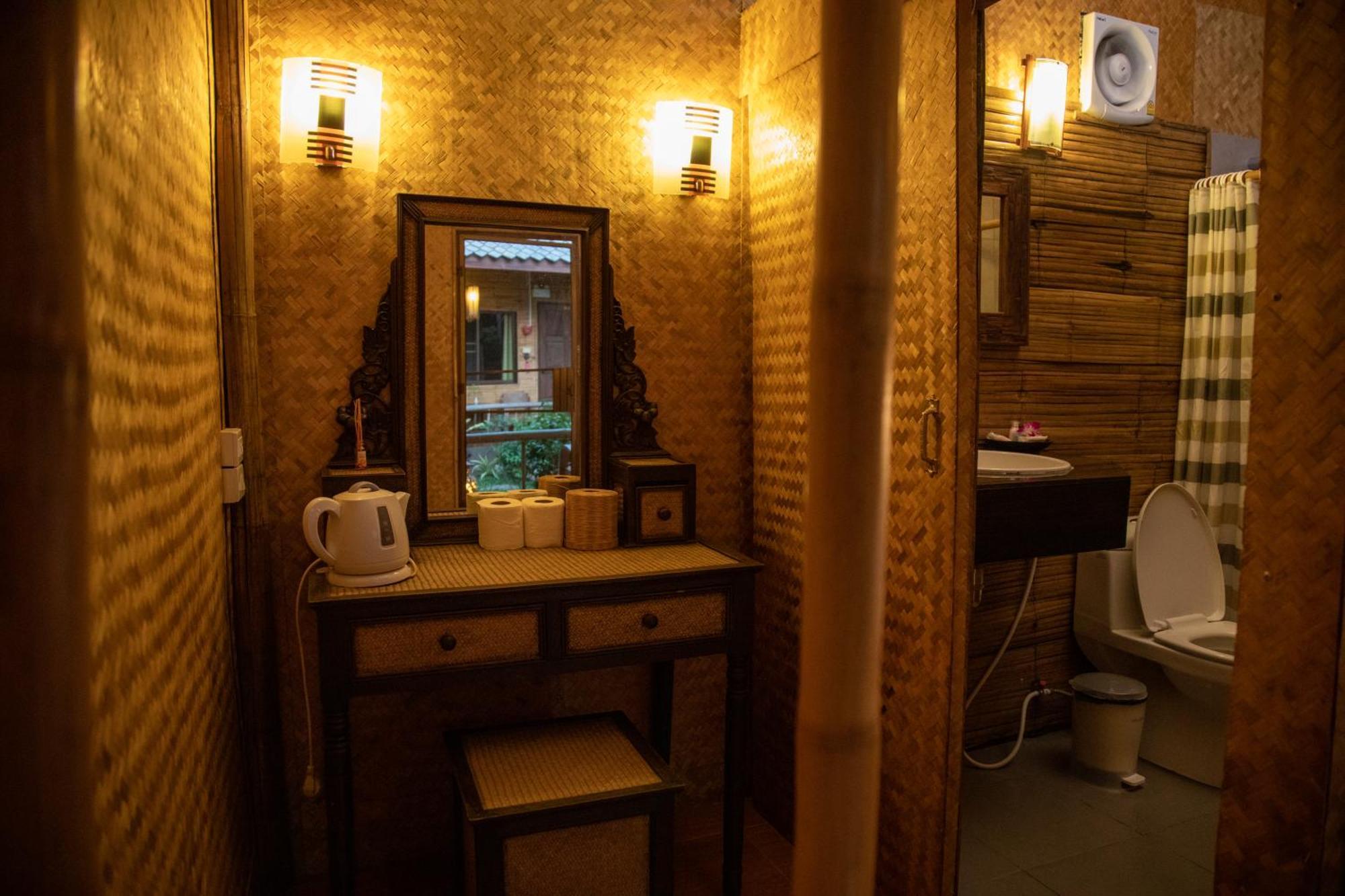 Boutique Hotel & Restaurant, Jaidee Bamboo Huts 치앙마이 외부 사진