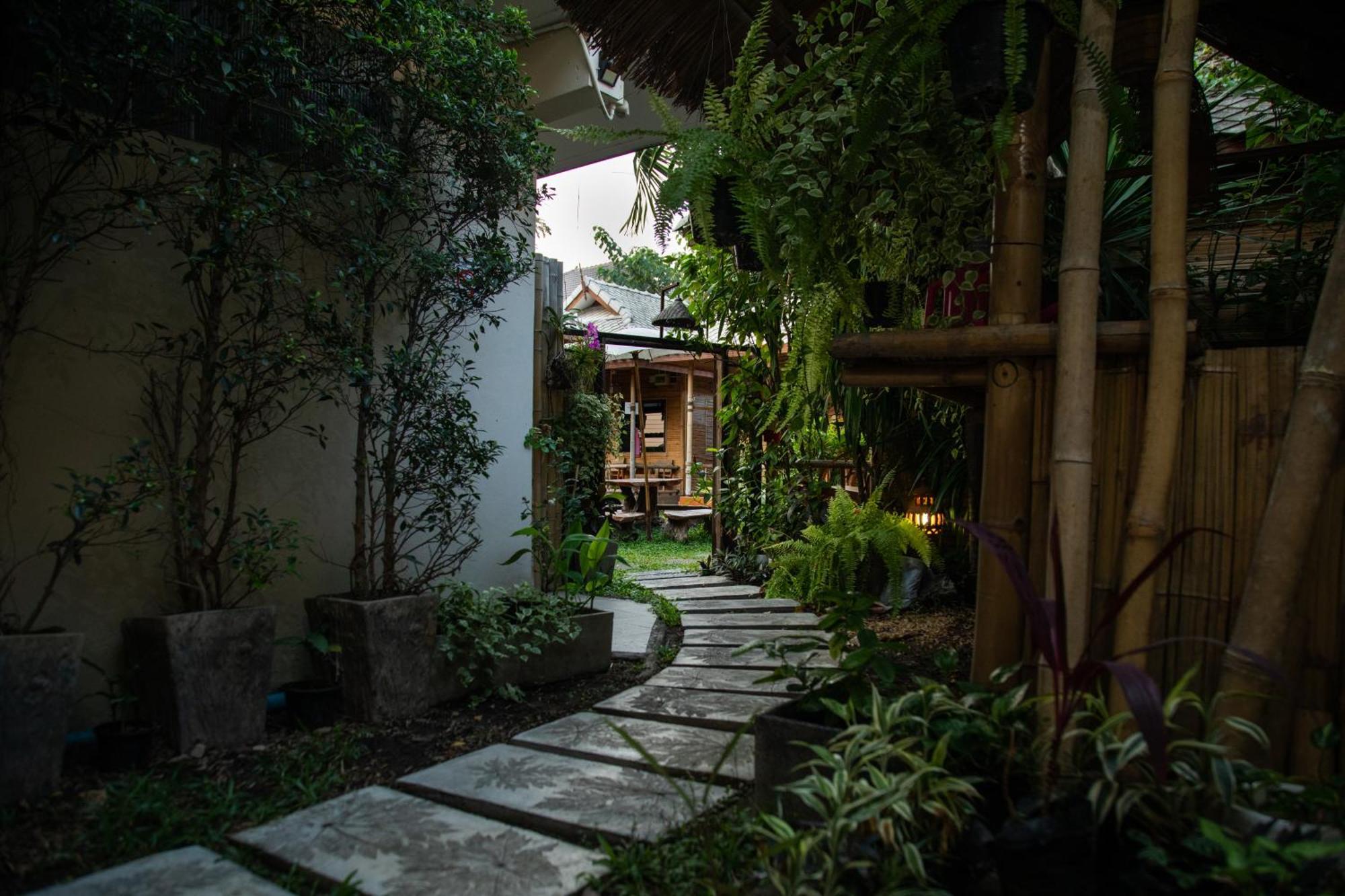 Boutique Hotel & Restaurant, Jaidee Bamboo Huts 치앙마이 외부 사진