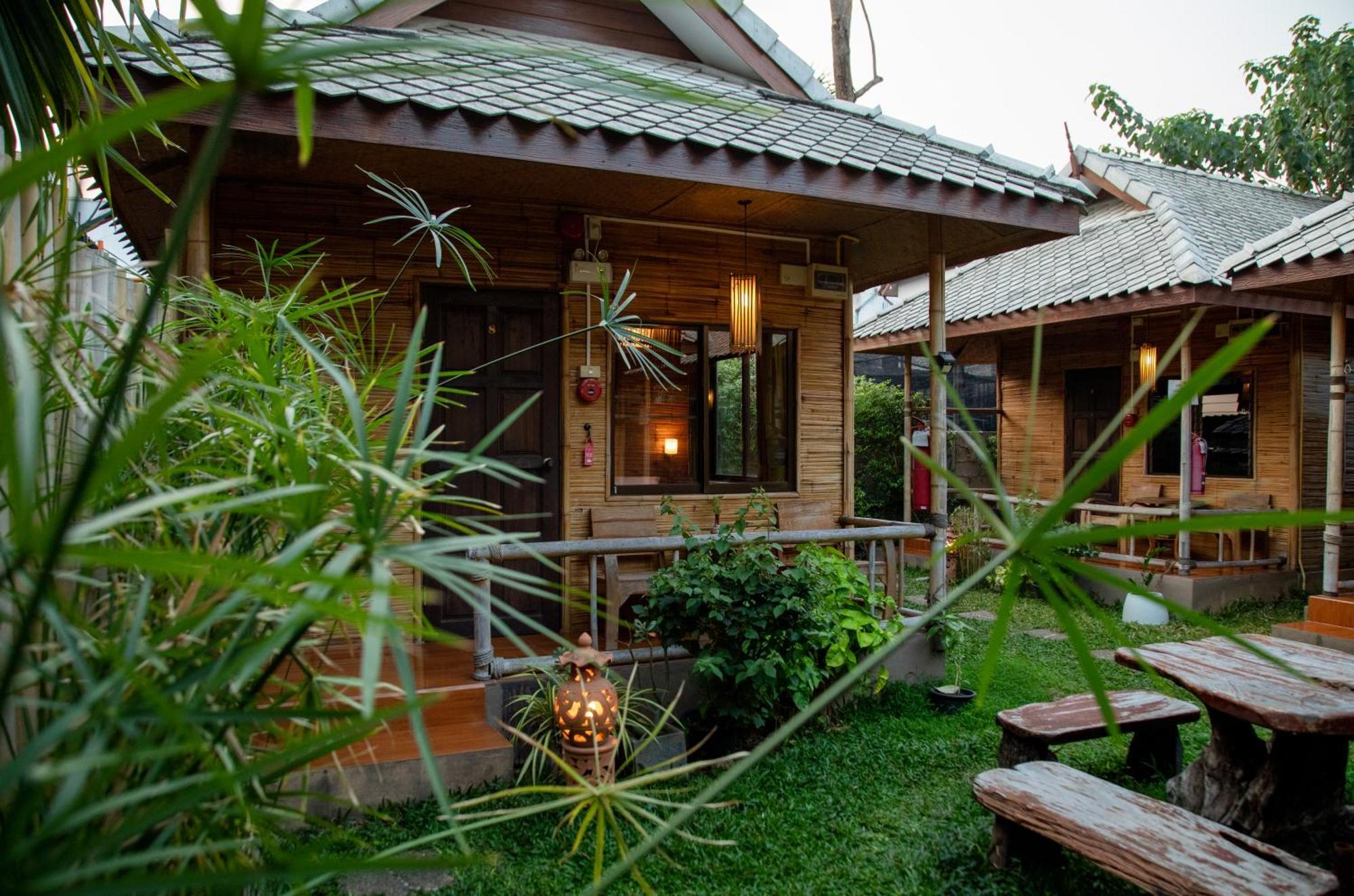 Boutique Hotel & Restaurant, Jaidee Bamboo Huts 치앙마이 외부 사진