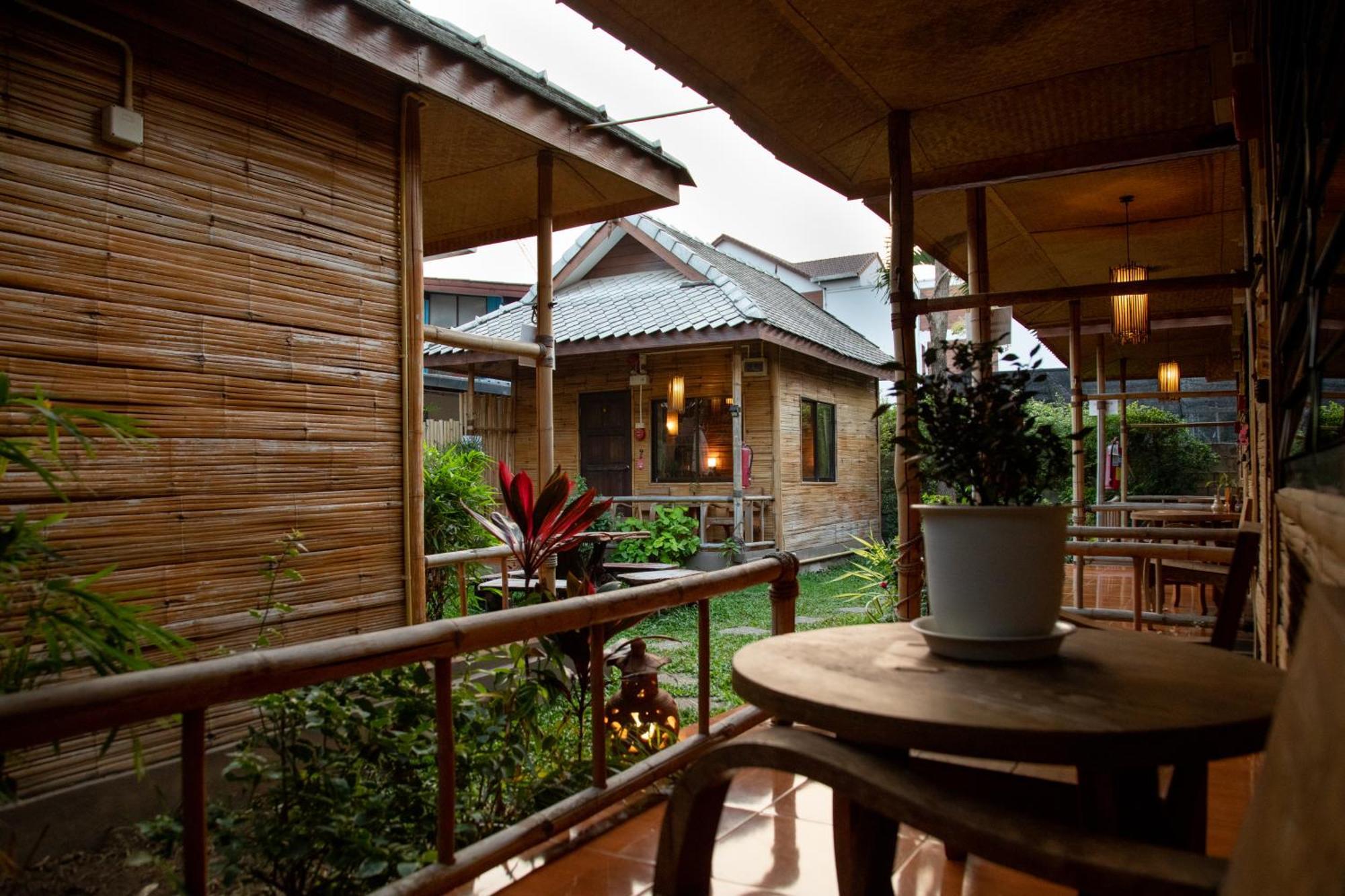 Boutique Hotel & Restaurant, Jaidee Bamboo Huts 치앙마이 외부 사진