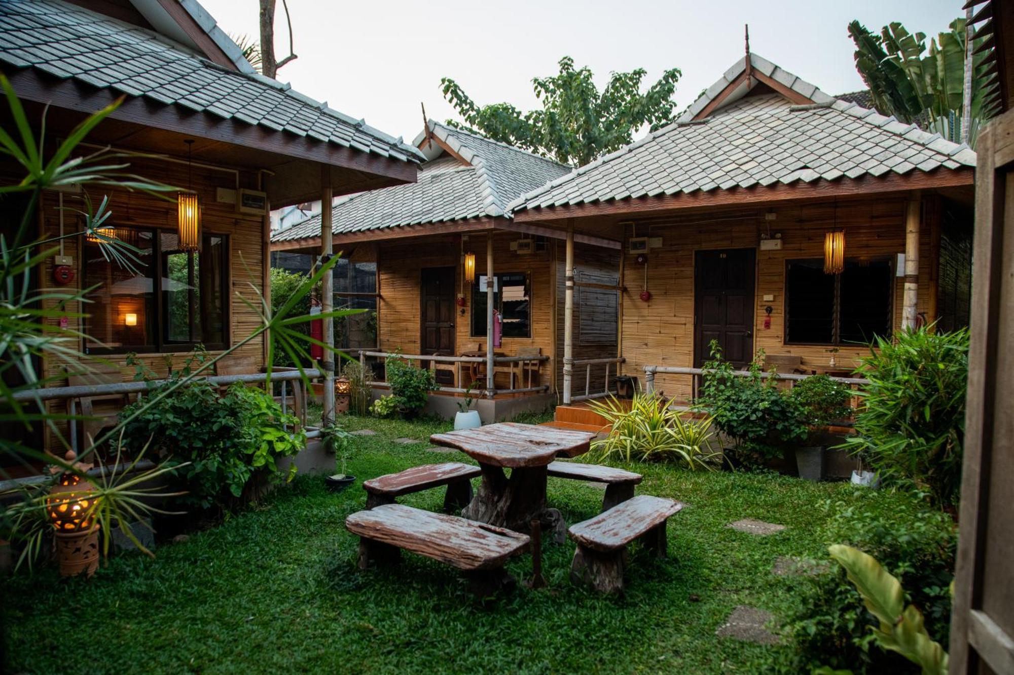 Boutique Hotel & Restaurant, Jaidee Bamboo Huts 치앙마이 외부 사진